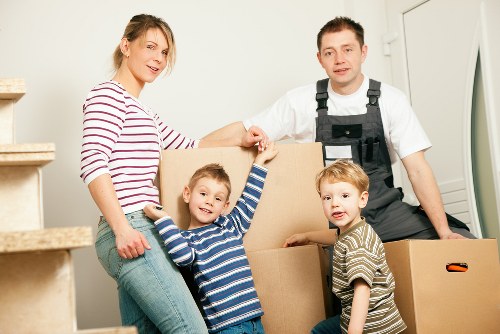 Convenient Archway self storage access for homes and businesses